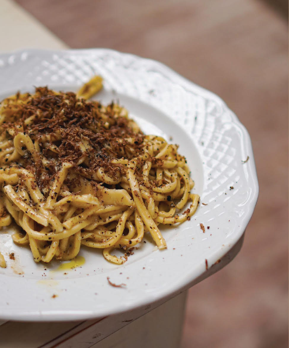 Stringozzi casarecci al tartufo nero*